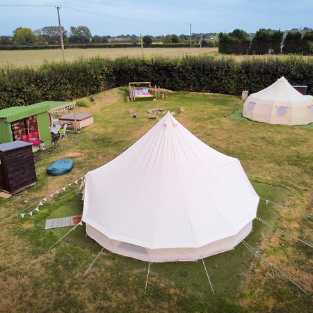 Hotel The Follies Glamping Maidstone Exterior foto