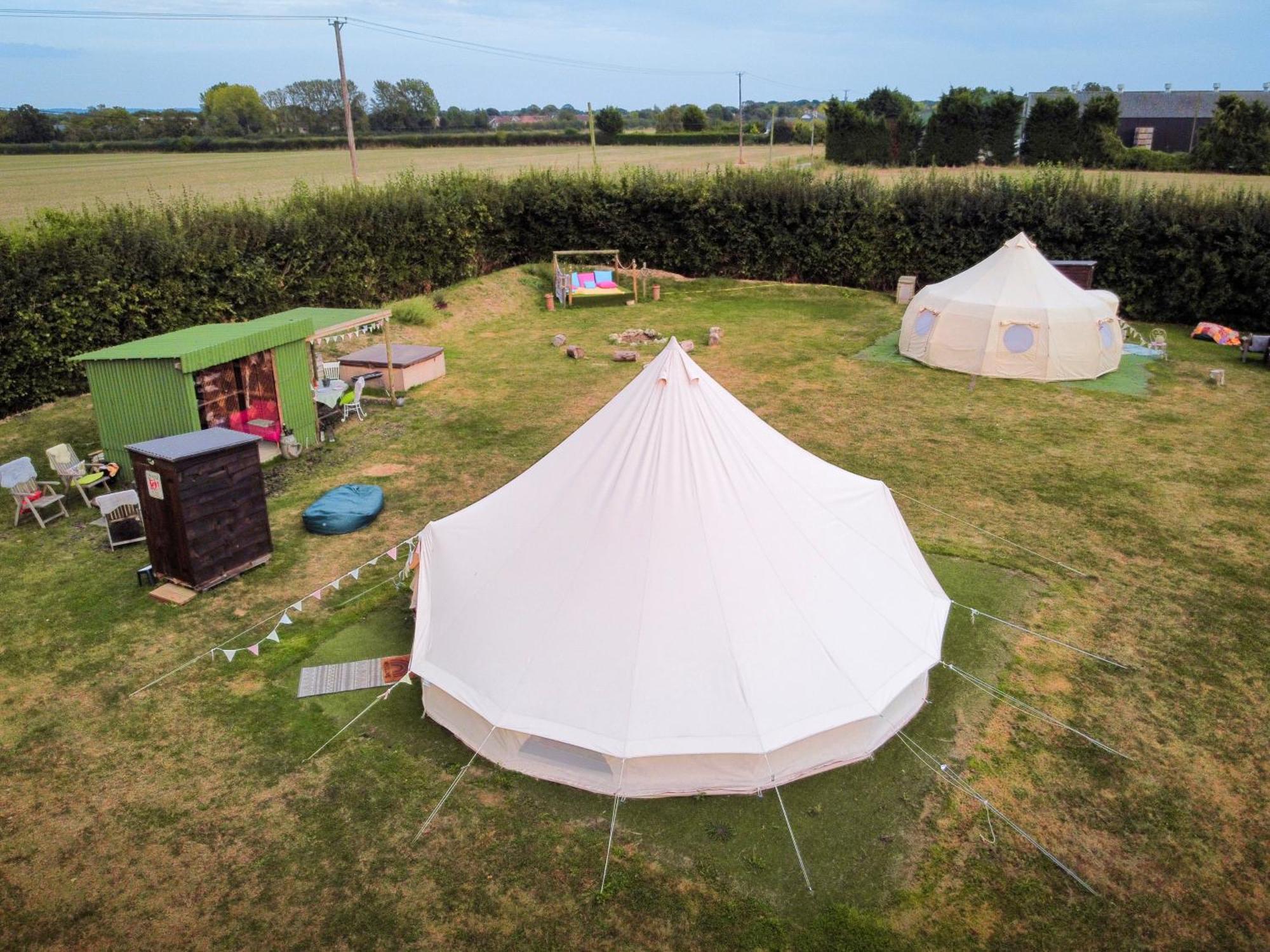 Hotel The Follies Glamping Maidstone Exterior foto